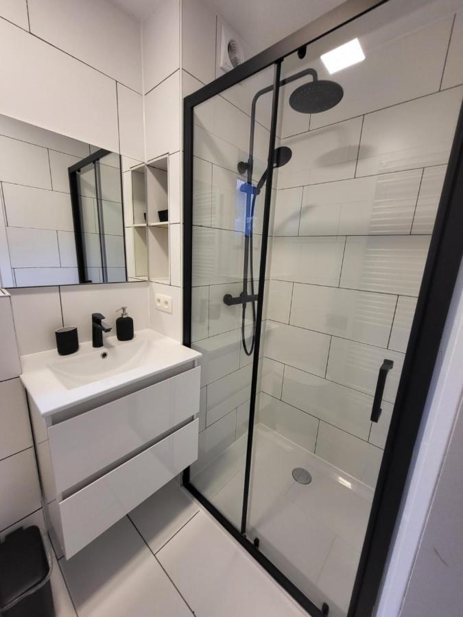 Studio Alicia, Idealement Situe Etterbeek Εξωτερικό φωτογραφία
